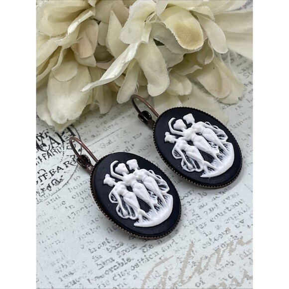 3 Graces Muse Muses Dancer Black White Rose Gold Setting Earrings Cameo Birthday - Picture 2 of 12